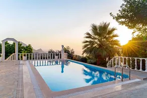 APA Boutique Hotel - Image 4