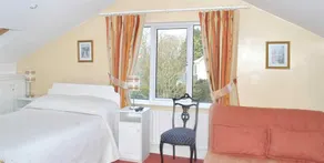 Glenbarry Bed & Breakfast - Image 3