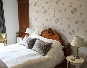 Conval House Bed And Breakfast - Image 4