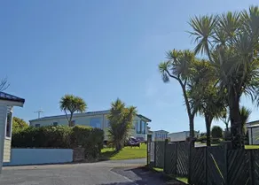 Meadow House Holiday Park - Image 2