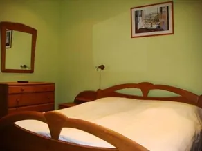 Hilltop Borhotel - Image 3