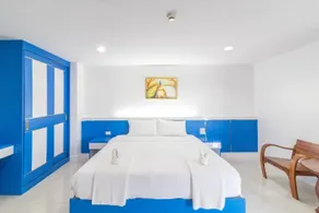 Townhouse Siam Privi Hotel - Image 5