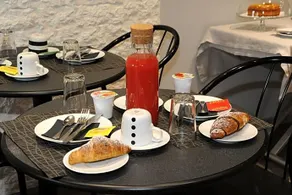 Hotel Del Ponte - Image 4