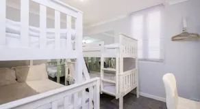 Super Stylish Group House By The Sea - Sleeps 12! - Image 3