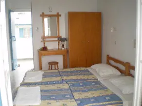 Studios Parian Blu - Image 3