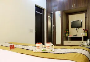 OYO Rooms Shopprix Mall 1 - Image 5