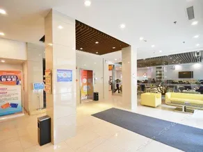 E Ka City Hotel - Image 3