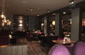 Hotel Allure Lounge And Dinner - Image 2