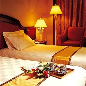 International Hotel Zhongshan Guzhen - Image 2