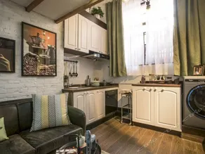 Celebrity Home Homestay - Image 3