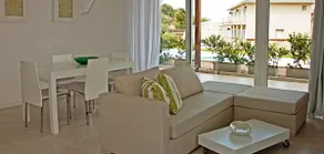 Sea View - Image 4