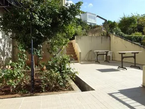 BE Flashpackers Hostel - Image 2