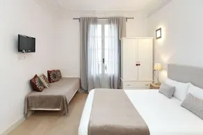 Look Barcelona Guest House - Image 2