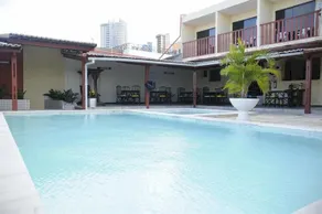 Laina's Place Hotel - Image 2