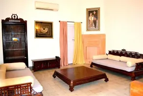 Leon House - Image 3