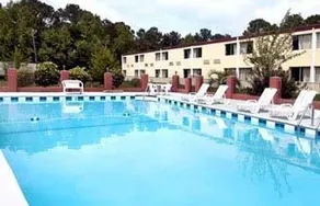 AmeriStay Inn - Image 2