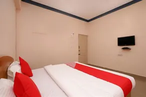 Yashas Residency By OYO Rooms - Image 3