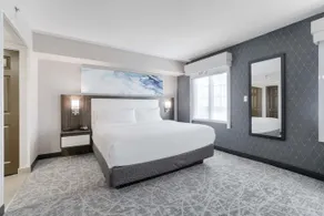 Staybridge Suites Mississauga - Image 4
