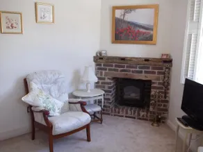Pound Cottage Petworth - Image 3