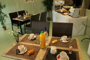 La Table De Cana - Image 5