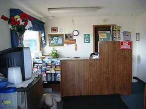 Budget Host South Sioux City - Image 3