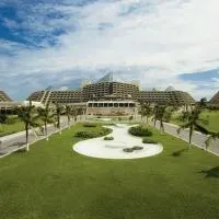 Club Melia at Gran Melia Cancun - Image 2