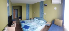 Dolphin Family Hotel - Image 5