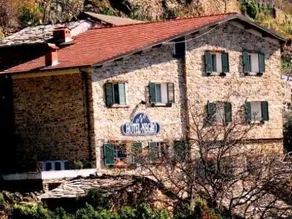 Hotel Negro - Image 2