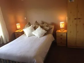 Seaview House B&B - Image 1