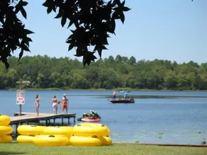 Crockett Family Resort - Image 2