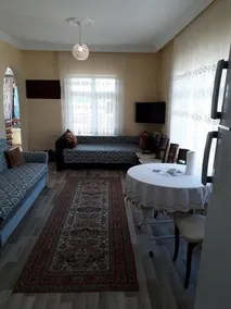 Bas House - Image 5