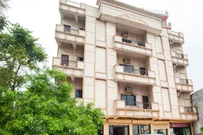 Hotel Rajshree - Image 2