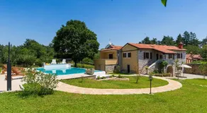 Spacious Villa Sany with Private Pool - Image 3