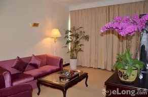 Greenery Hotel - Image 3