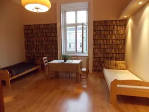 Oktogon City Apartment - Image 3