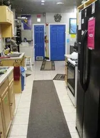 Camelot Inn & Hostel - Image 2