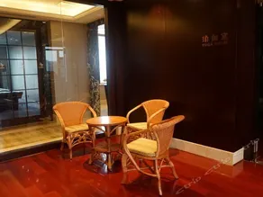 Qianhu Hotel - Image 4