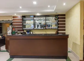 Ceres Hotel - Image 5
