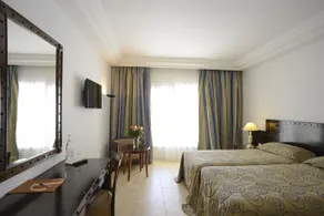 Hotel Vincci Marillia - Image 5