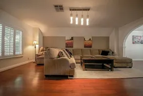 5 Bedroom House In Jacmar Court Las Vegas - Image 2