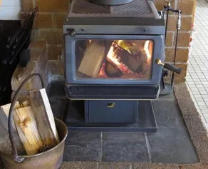 Hide-Away Cottage Retreat - Image 2