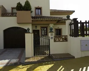 Apartamentos Los Nebrales - Image 2
