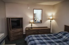 Hotel New Castle IN Hwy 3 - Image 5