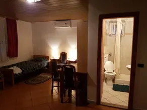 Rooms And Restaurant Ive - Image 5