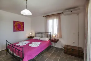 Naousa Villas - Image 4