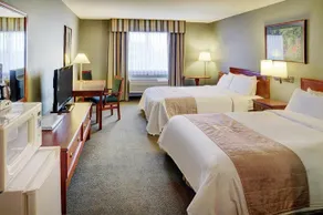 Lakeview Inn And Suites Whitecourt - Image 4