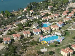 Akay Garden - Image 2