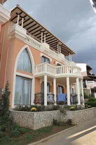 Royal Casa Villas - Image 3