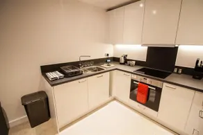 Luxury Apartments With Secure Parking - Image 2