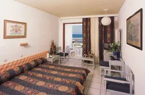 Marina Apartments - Image 3